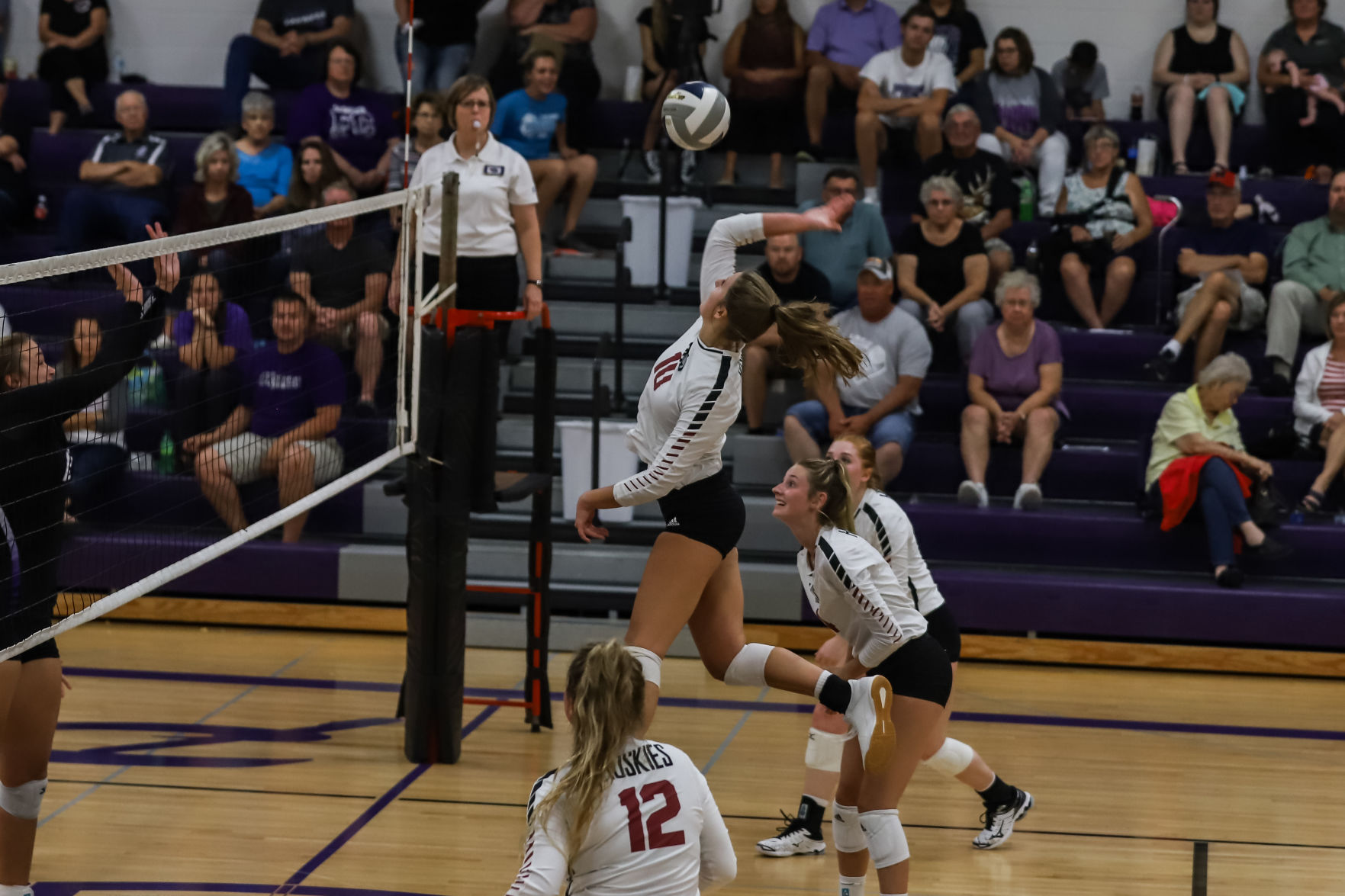 Heartland VB vs Fillmore Central (34).JPG